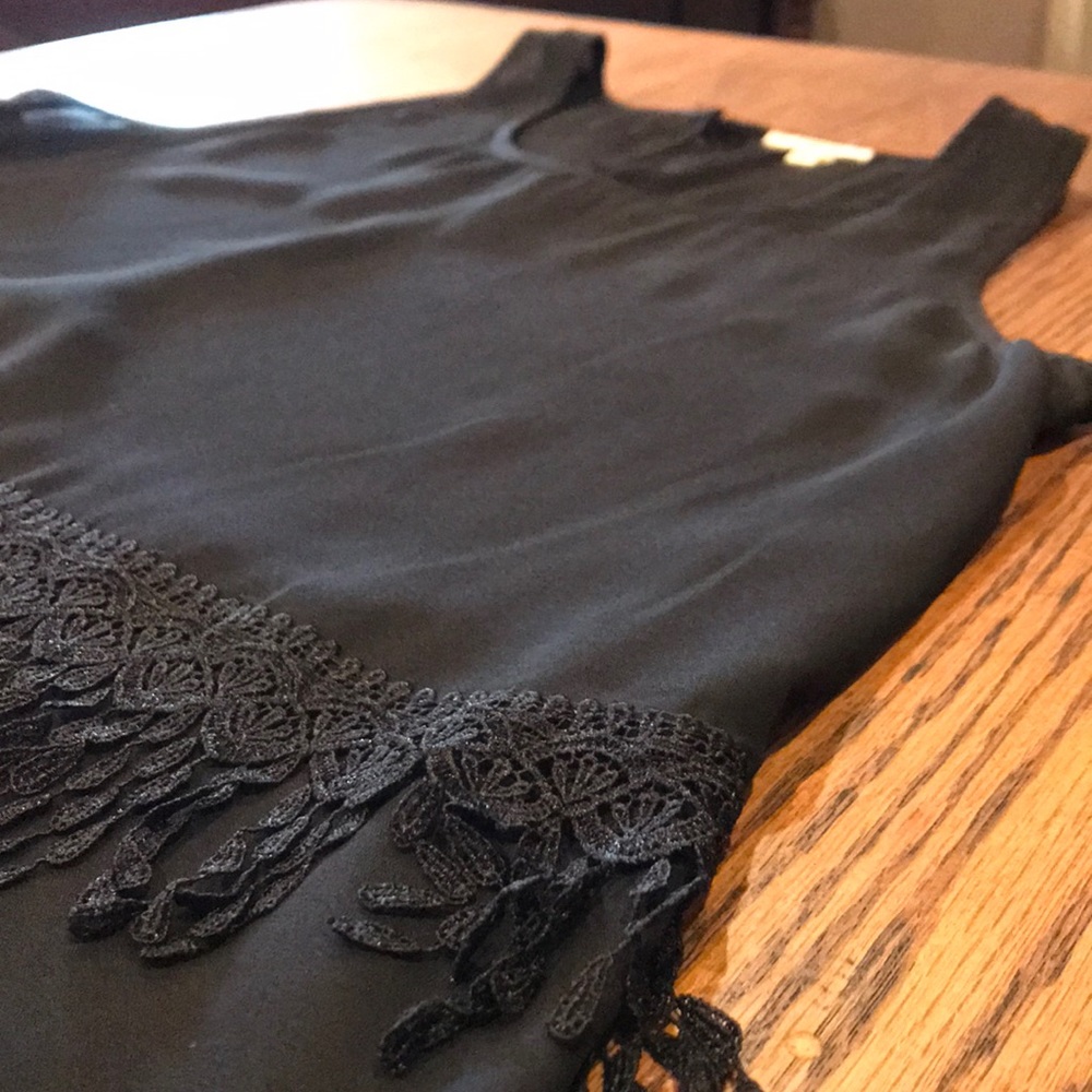 Timing Black Tank